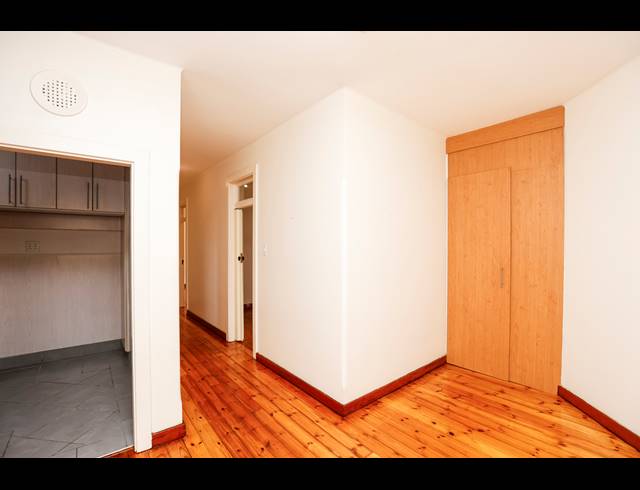 2.5 BEDROOM APARTMENT FOR SALE IN GLENWOOD